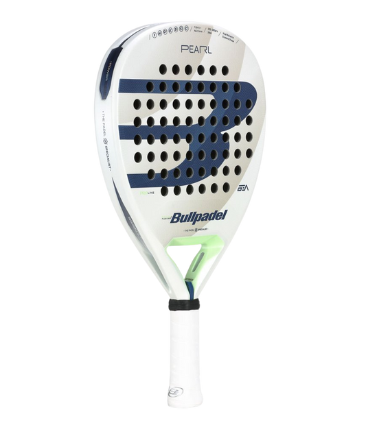 Bullpadel Pearl 25 padel tennis racket for women, white and navy design with Pearl branding on transparent background – side angle view.
