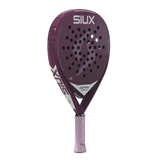 Siux Astra Hybrid Air 2026 women’s padel racket angled view, manoeuvrable hybrid shape, designed for beginner players