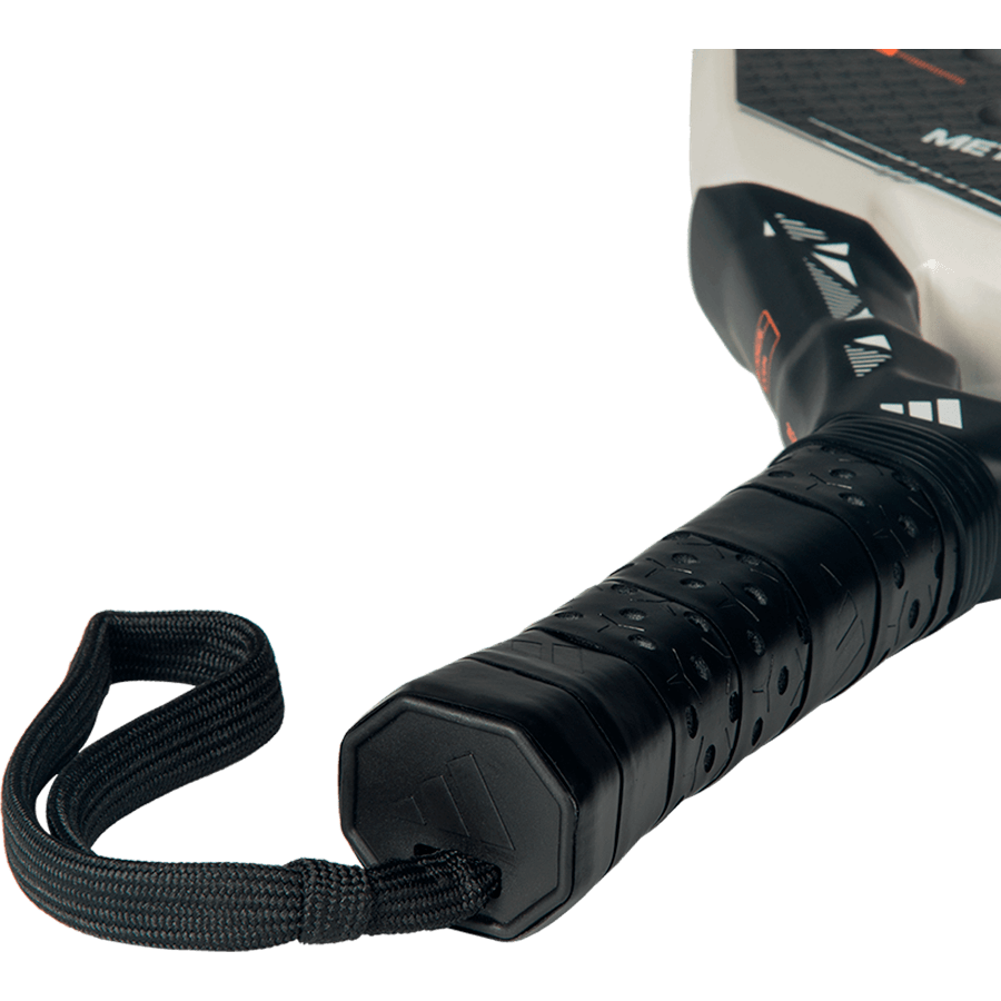 Close-up of the Adidas Metalbone Carbon CTRL 2026 handle with black grip and wrist strap, designed for advanced players.