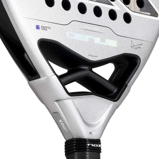Close-up of the NOX AT10 Genius Attack 12K Alum XTREM 2027 throat with Agustín Tapia signature and black frame structure